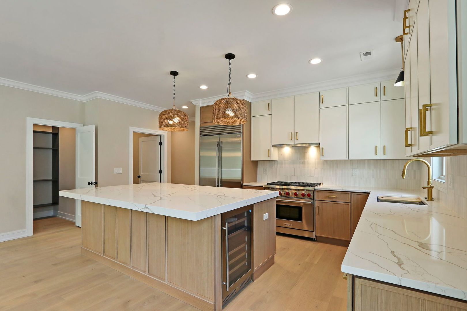 571 Mill Street 2 Property Photo 1