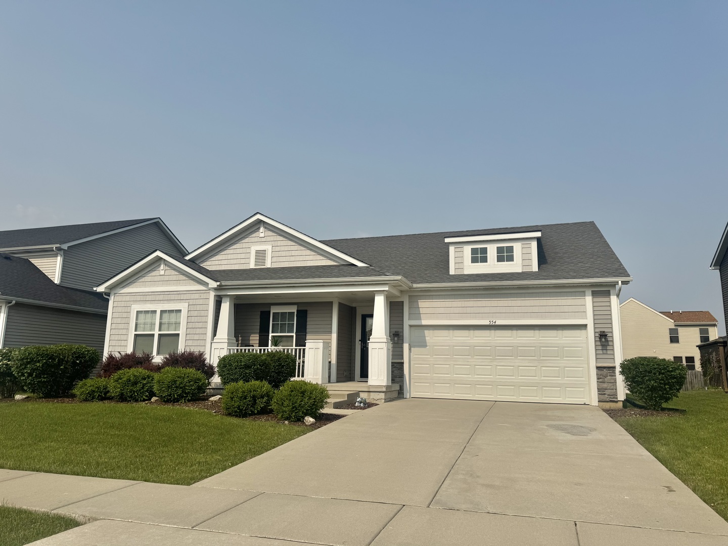 554 S Stone Brook Drive Property Photo 1