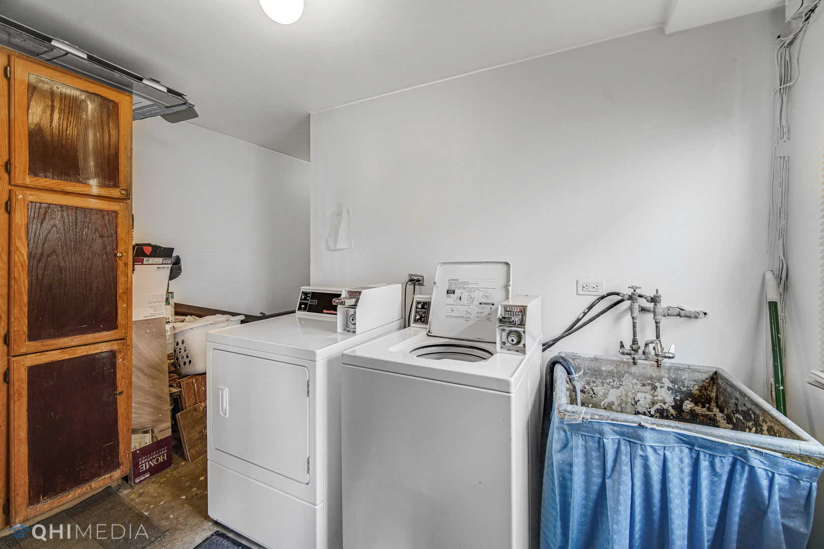 11824 S Karlov Avenue Property Photo 9