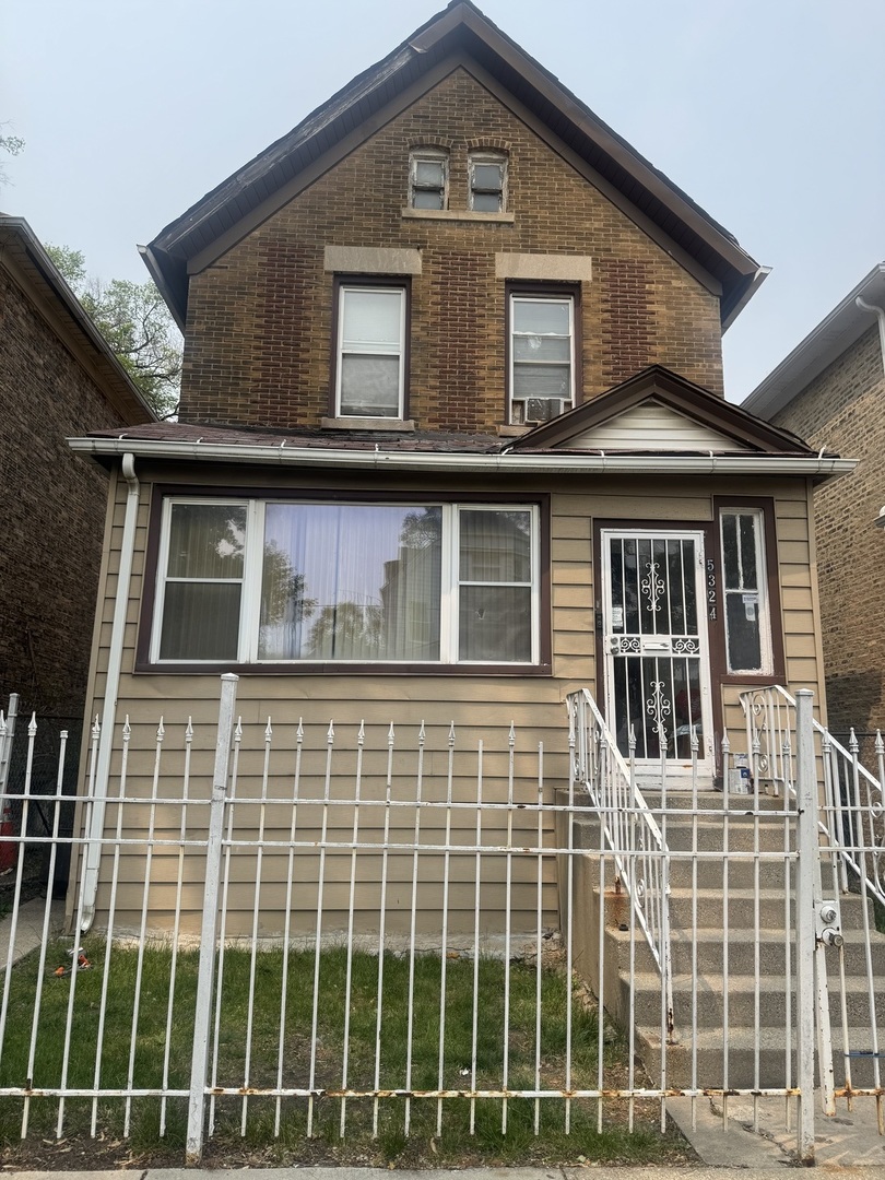 5324 W Ohio Street Property Photo 1