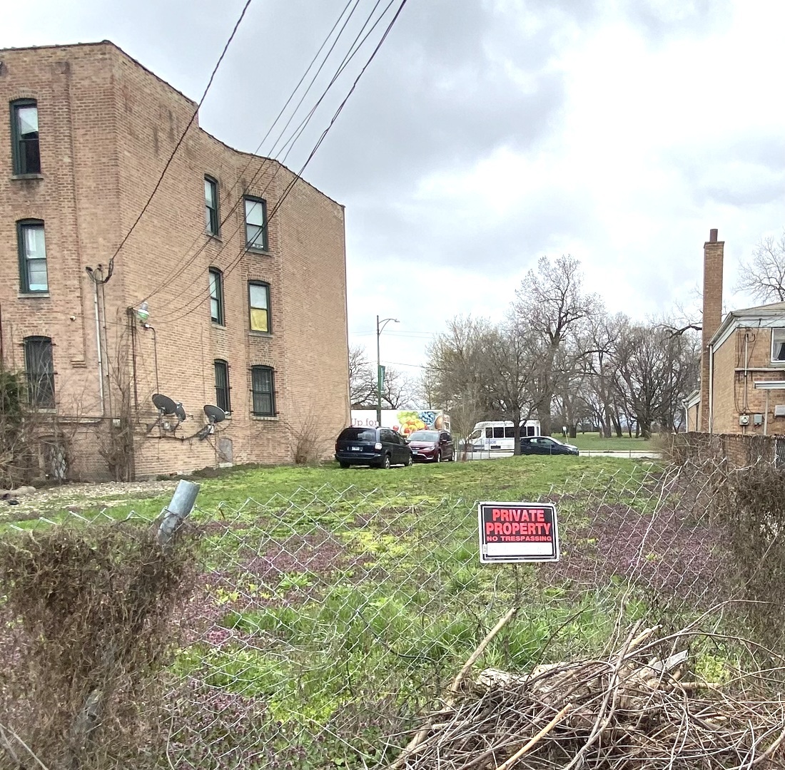 730 E 95th Street Property Photo 3