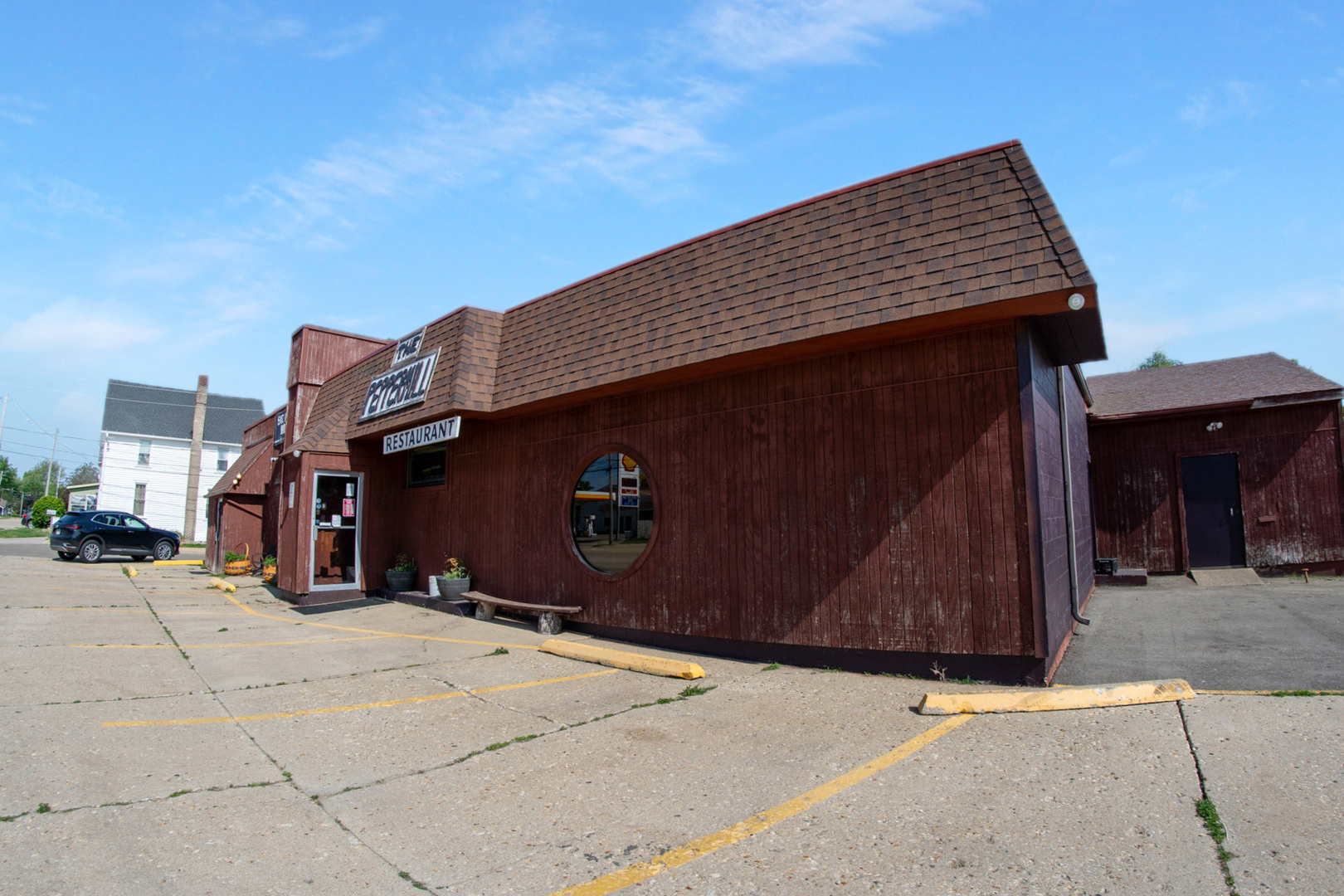 10 E Hitt Street Property Photo 25