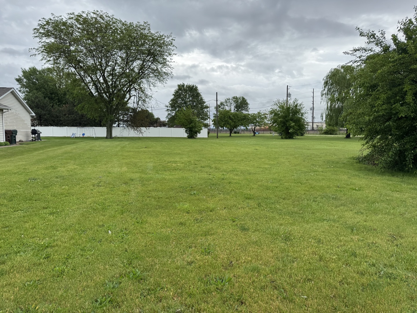504 N Pine Street Property Photo 2