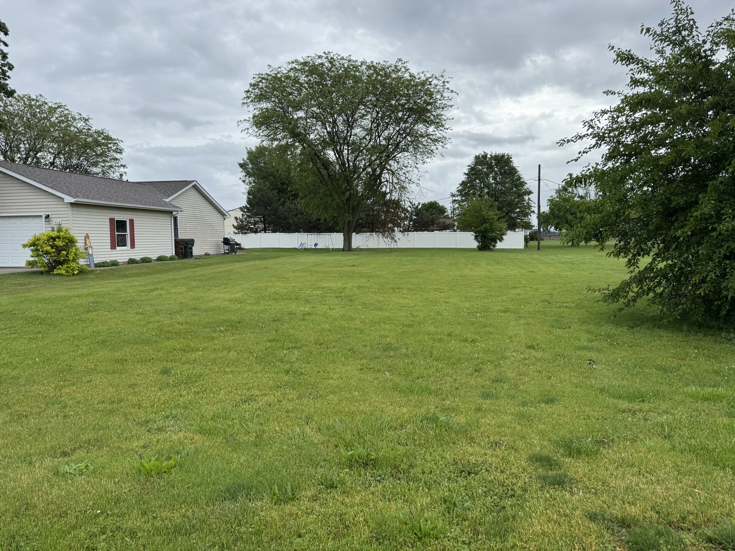 504 N Pine Street Property Photo 3