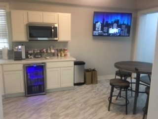 5795 N Elston Avenue O-2 Property Photo 2