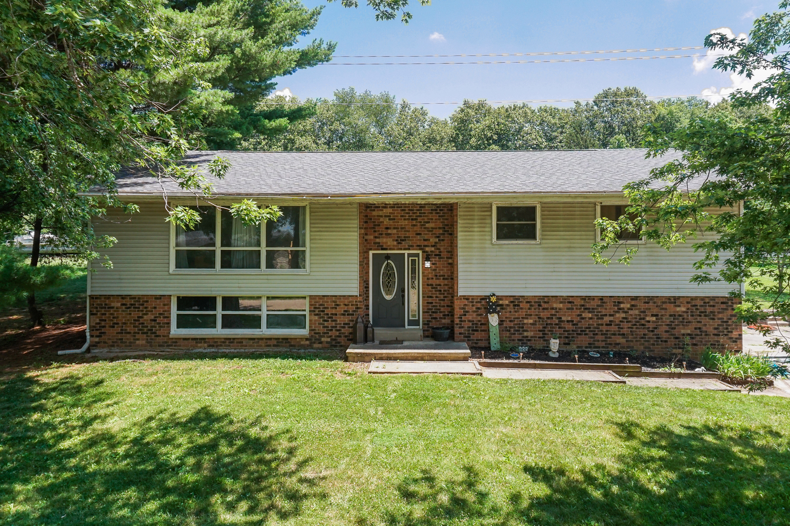 4649 Circle Drive Property Photo 1