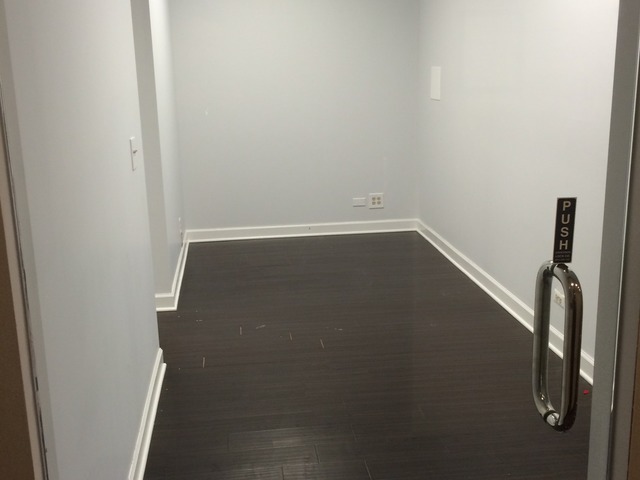 6650 N Northwest Highway Property Photo 19