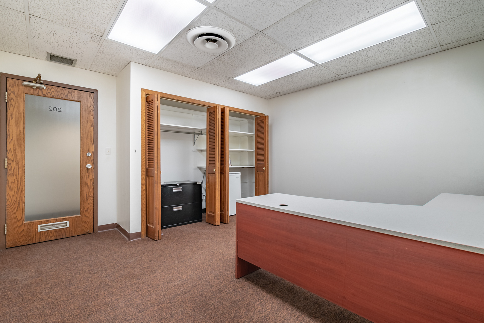 6650 N Northwest Highway Property Photo 27