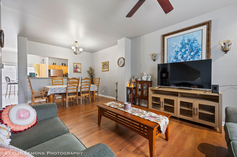 2402 Oakfield Court Property Photo 4