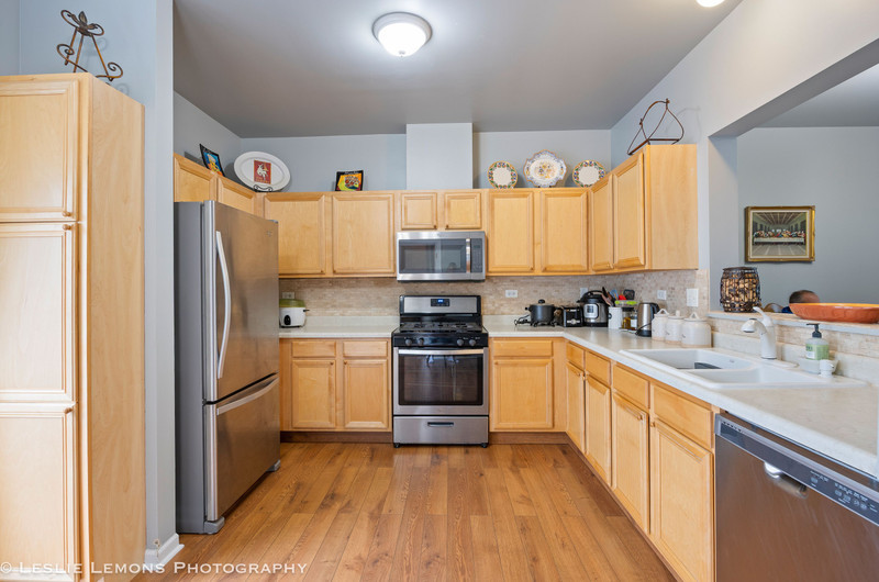 2402 Oakfield Court Property Photo 6