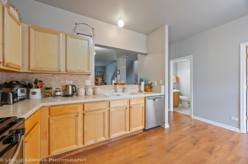 2402 Oakfield Court Property Photo 7