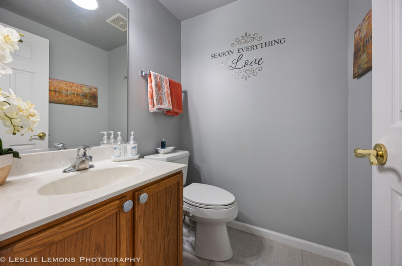 2402 Oakfield Court Property Photo 8