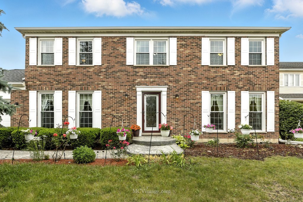 3835 Huntington Boulevard Property Photo 1