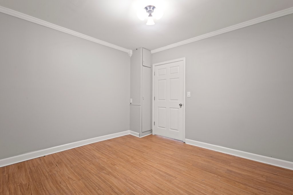 450 W Galena Boulevard Property Photo 7