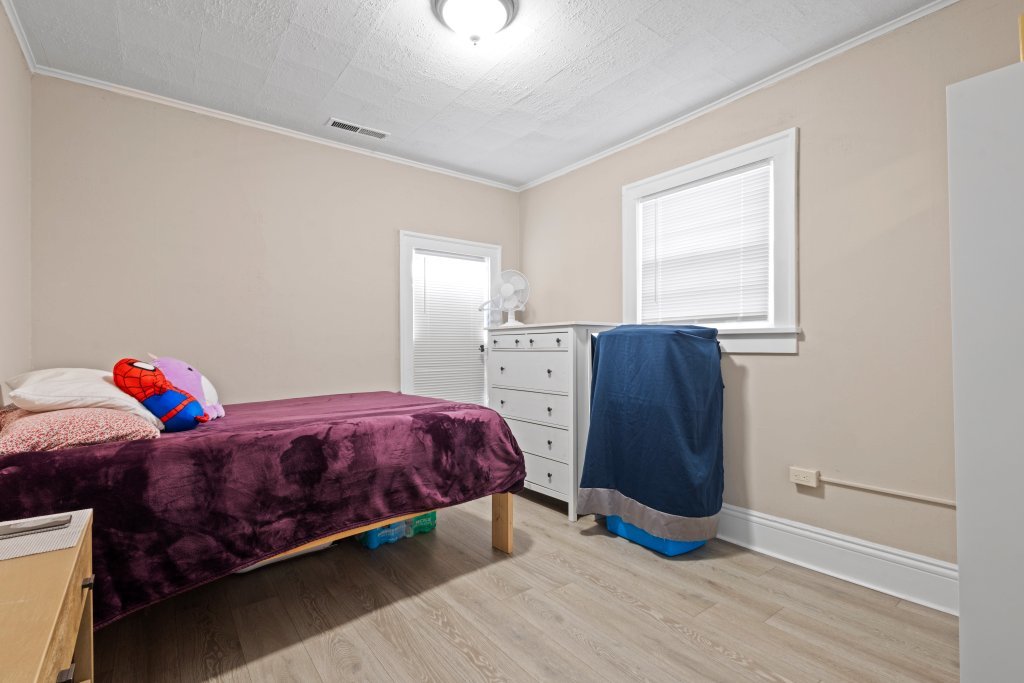 450 W Galena Boulevard Property Photo 30