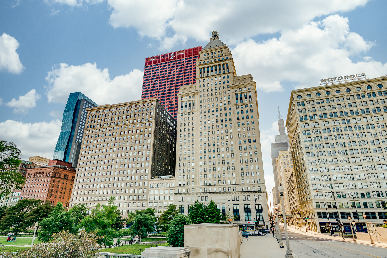 310 S Michigan Avenue 1900 Property Photo 1