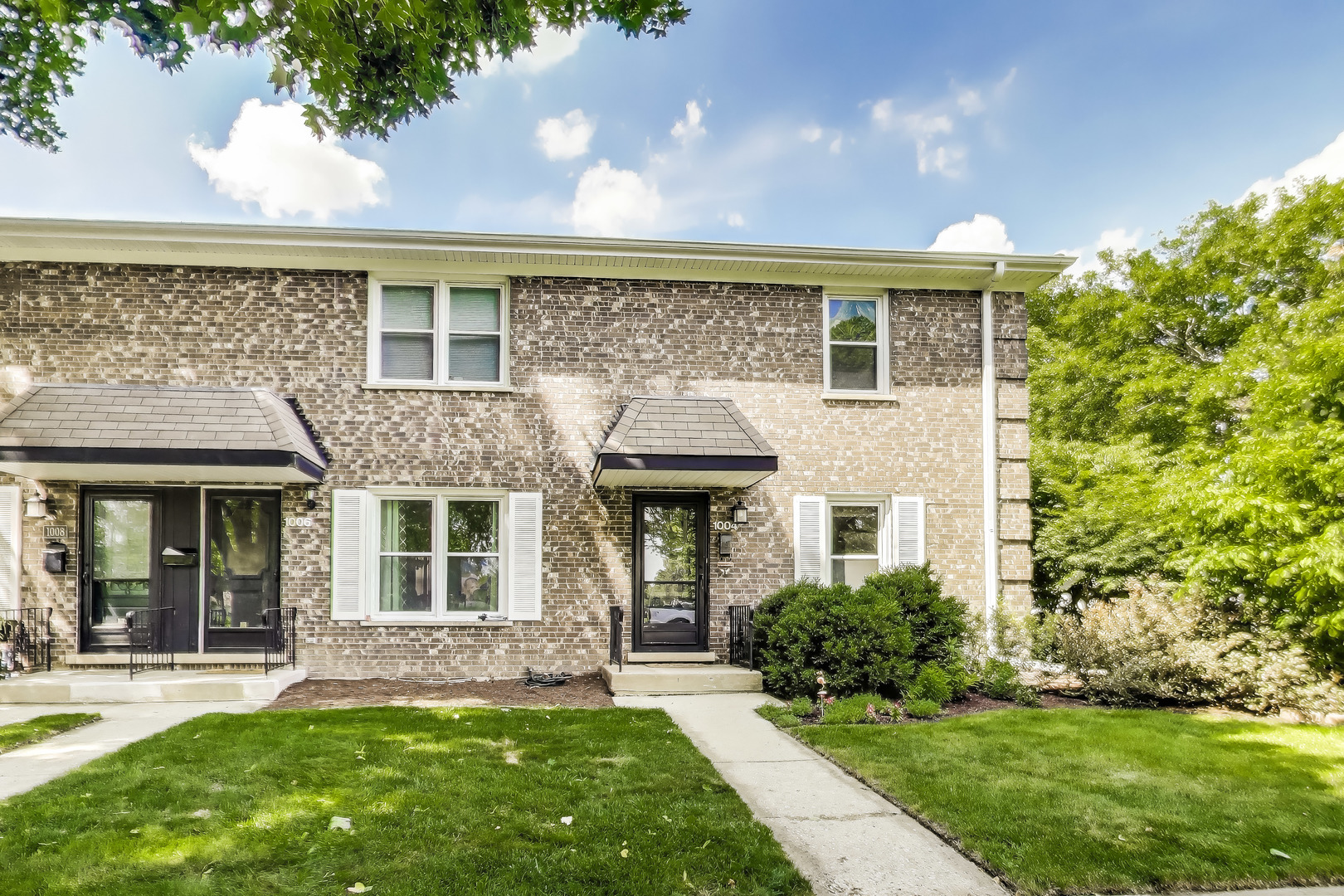 1004 Saint James Street Property Photo 1