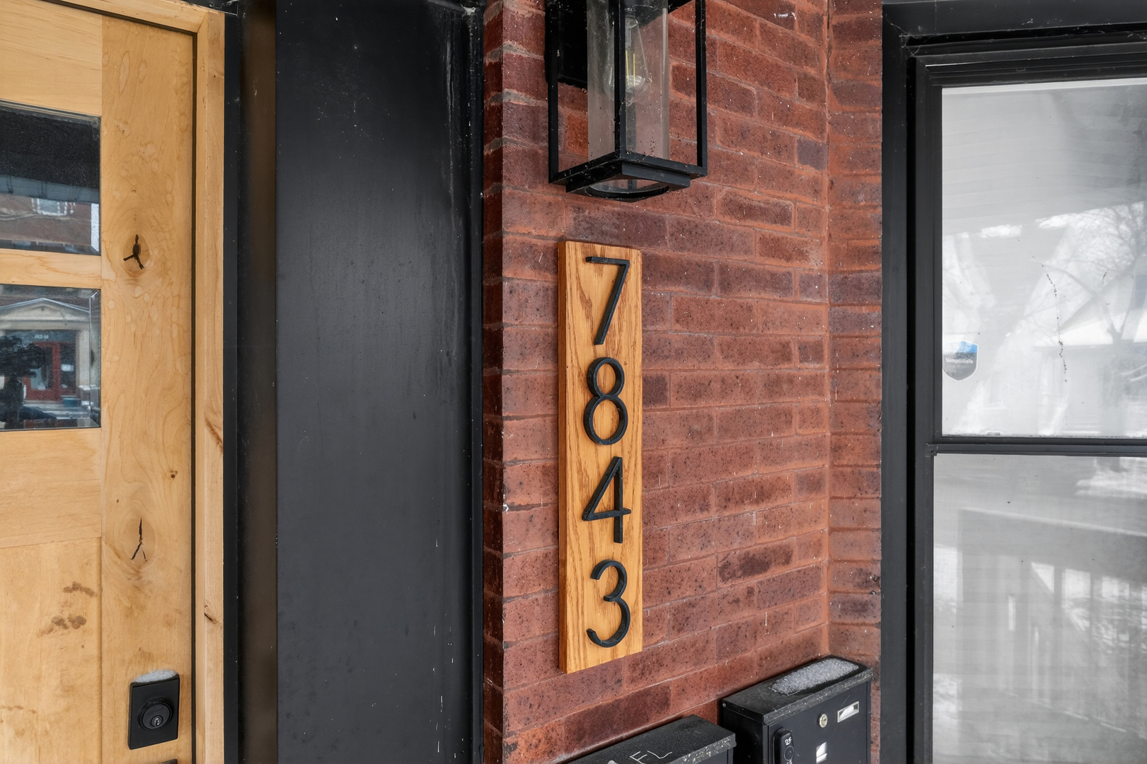7843 S Marquette Avenue Property Photo 3