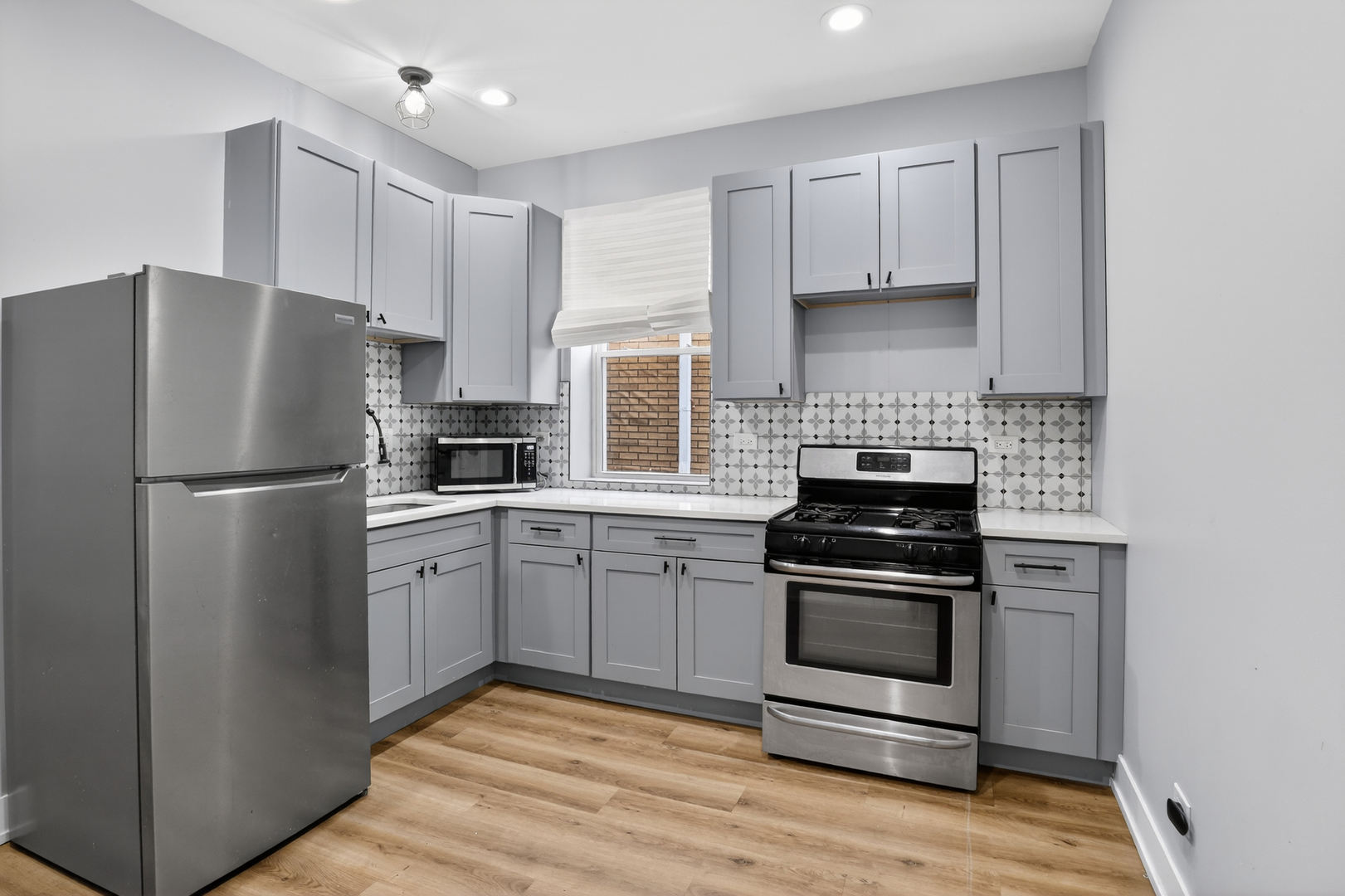7843 S Marquette Avenue Property Photo 14