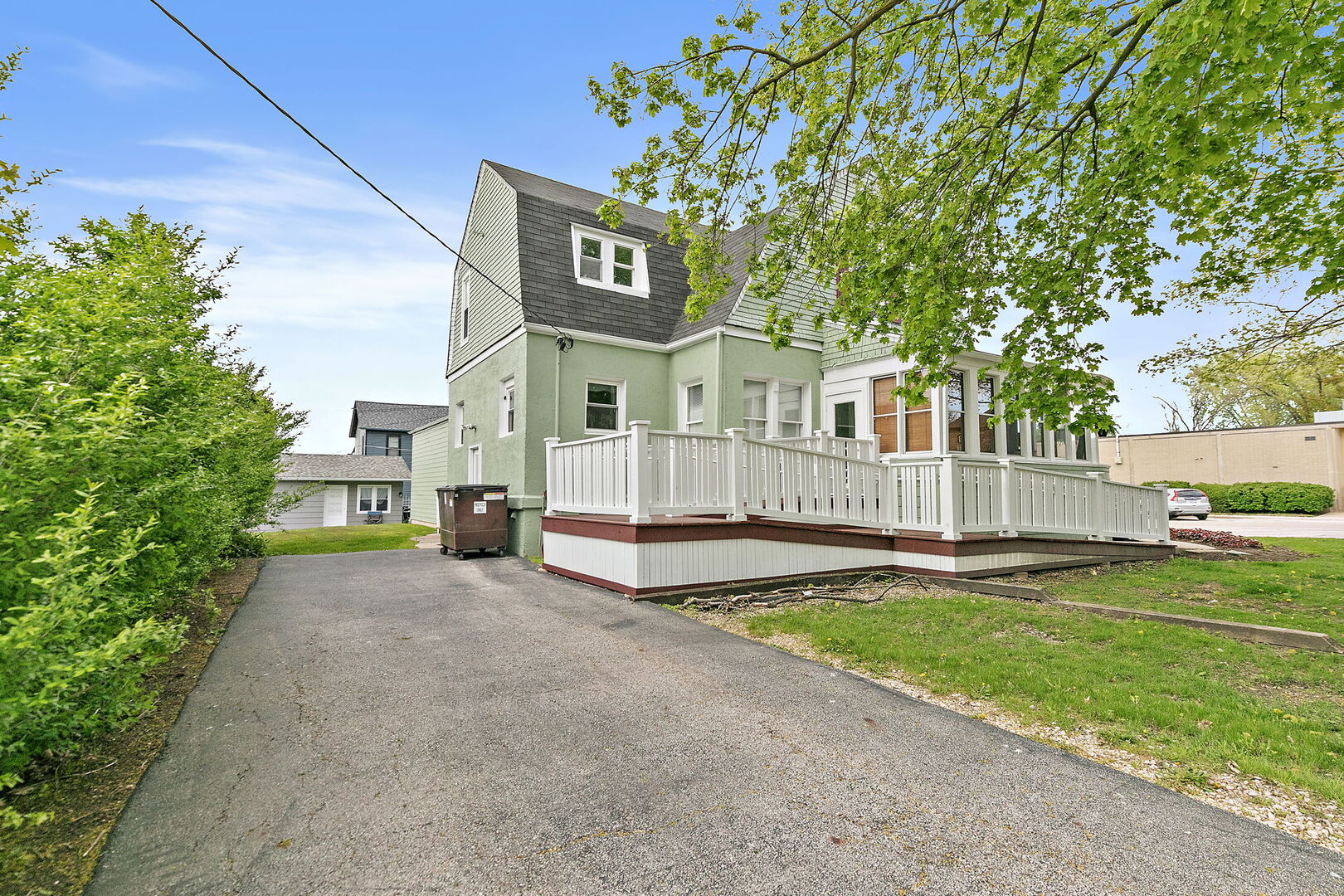 290 S State Street Property Photo 18