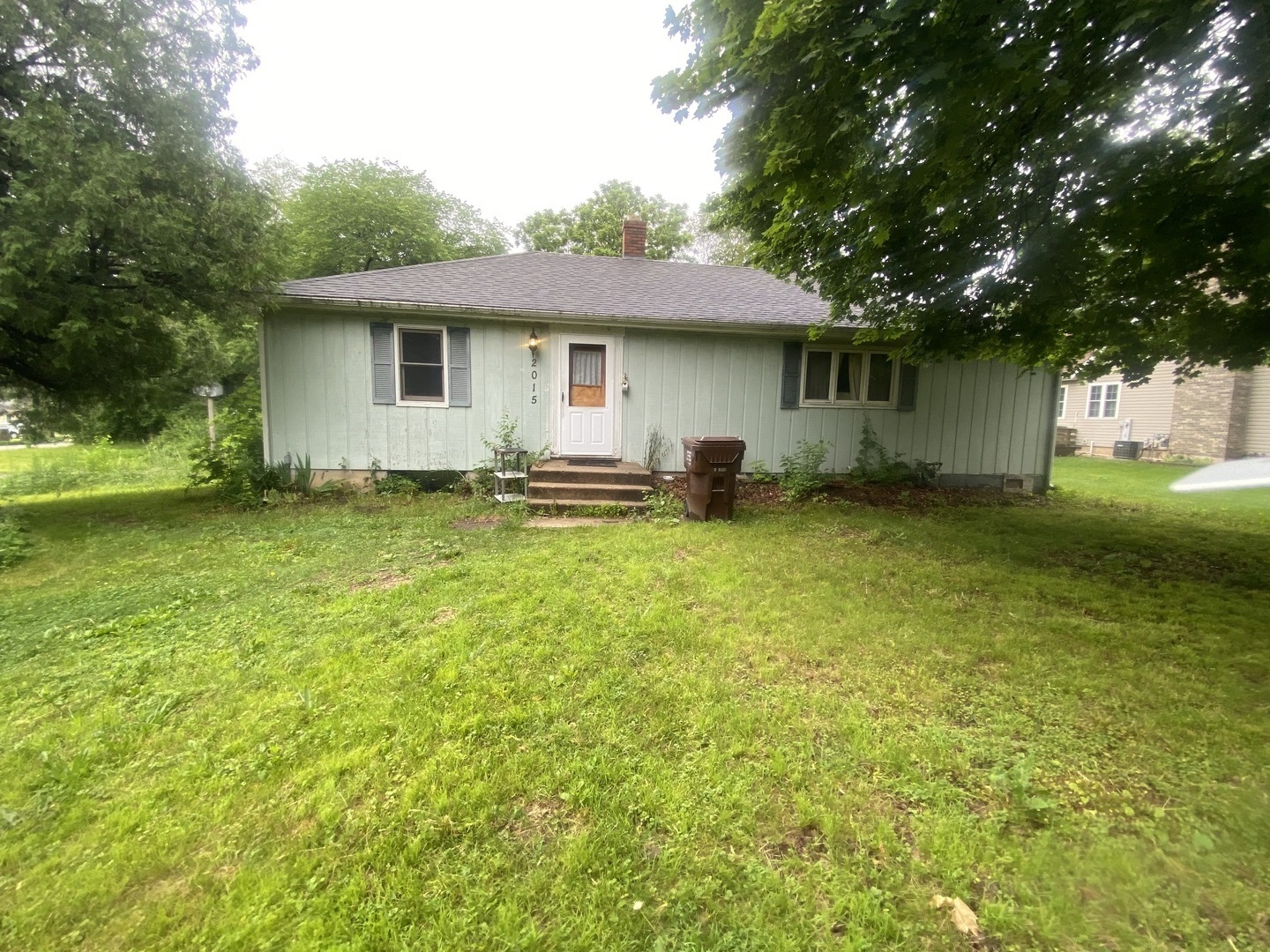 2015 Leigh Street Property Photo 1