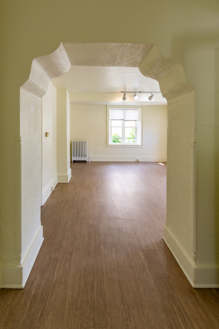 117 S Prairie Street Property Photo 8