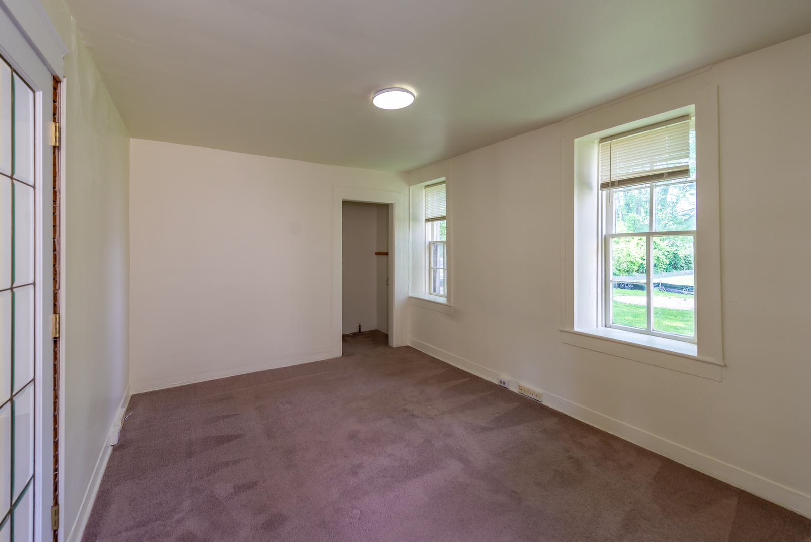 117 S Prairie Street Property Photo 13