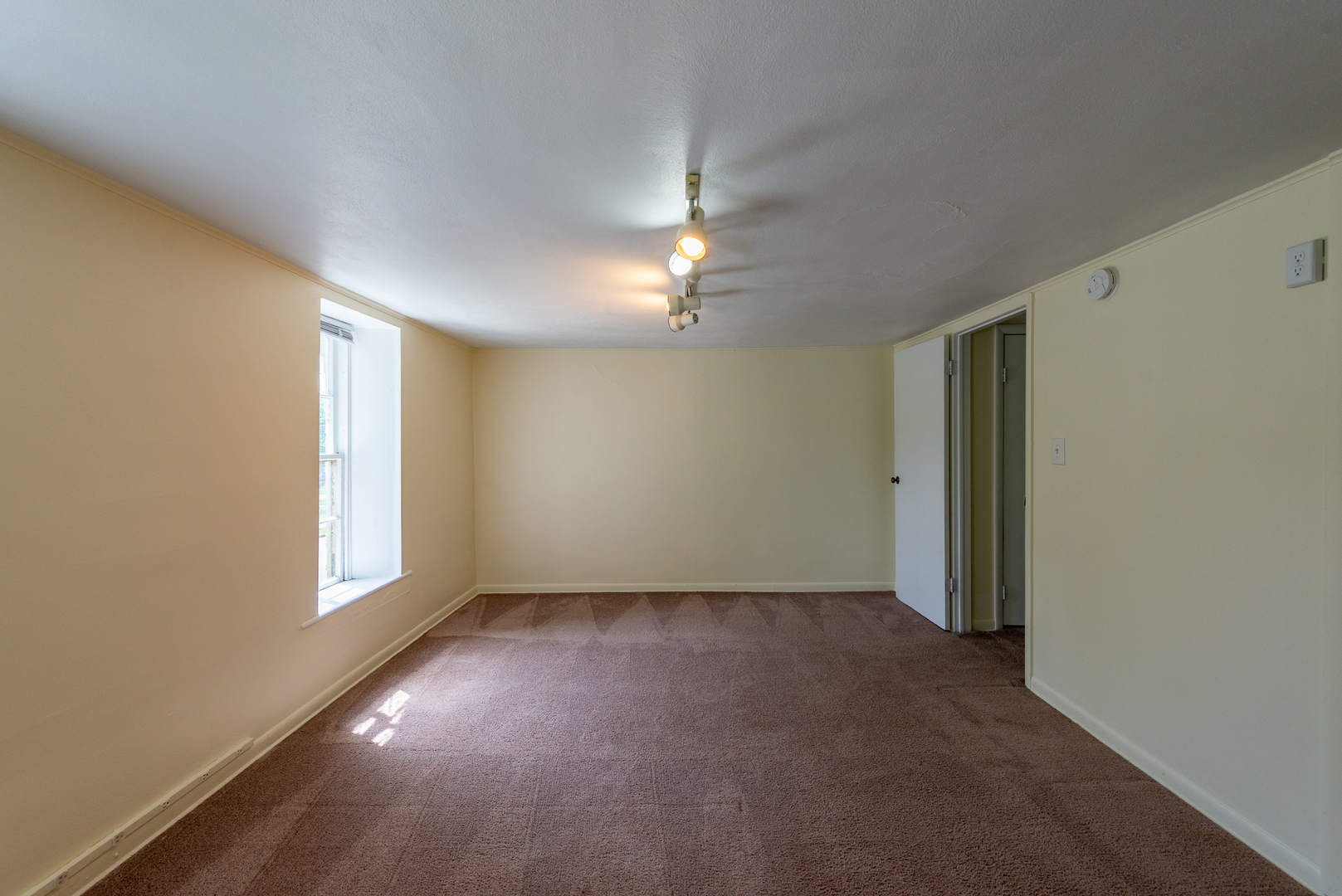 117 S Prairie Street Property Photo 20