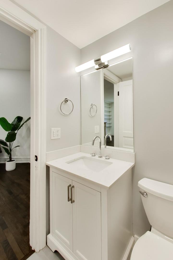 2254 N Fremont Street Property Photo 17