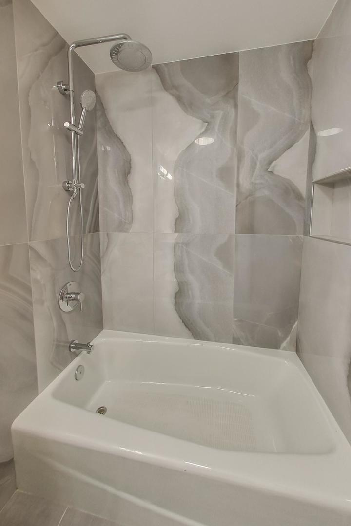 2254 N Fremont Street Property Photo 18