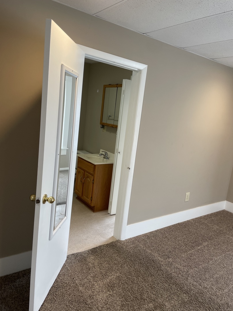 505 W Side Square Property Photo 13