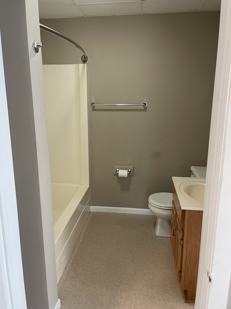 505 W Side Square Property Photo 17