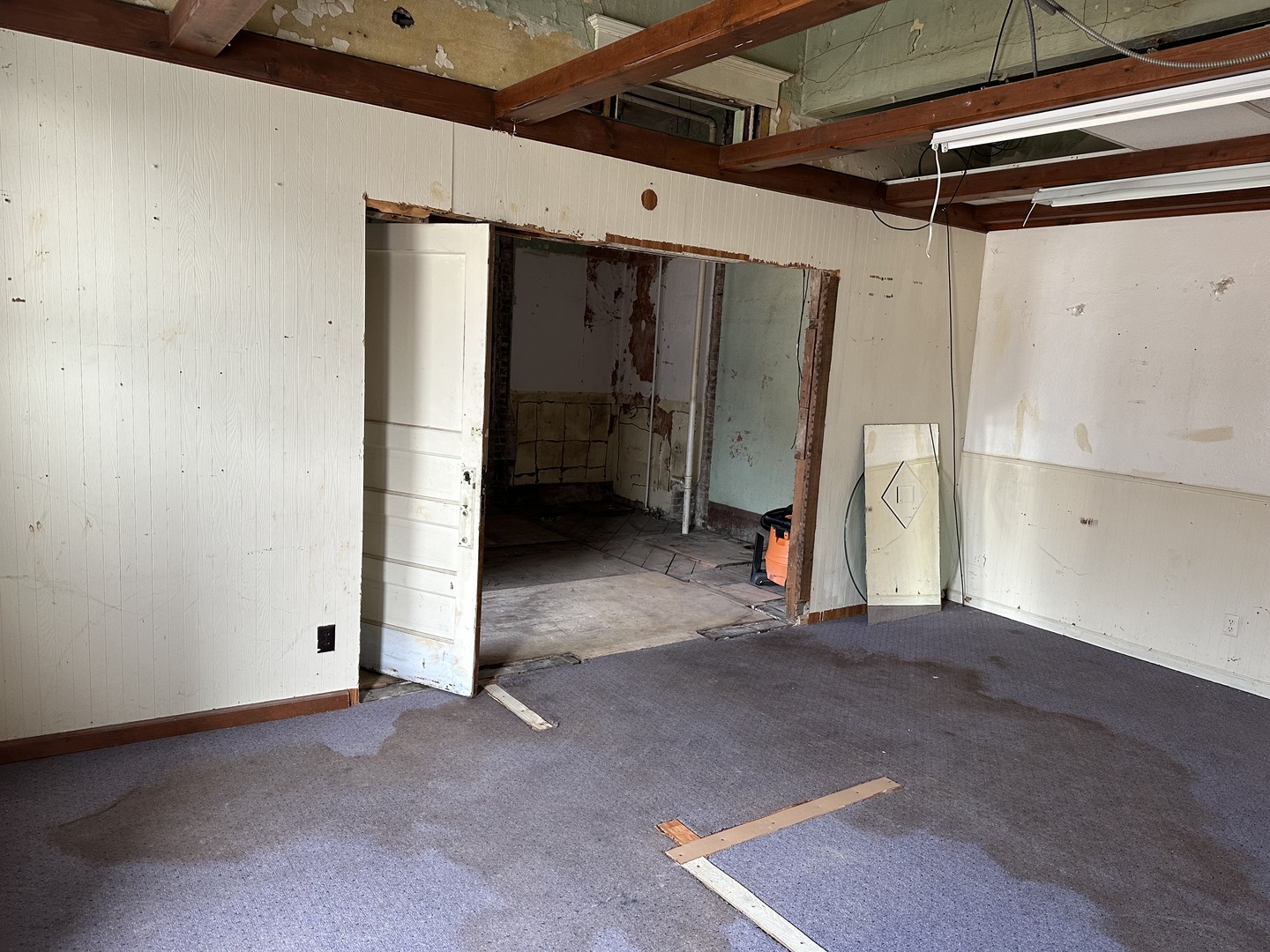 505 W Side Square Property Photo 18