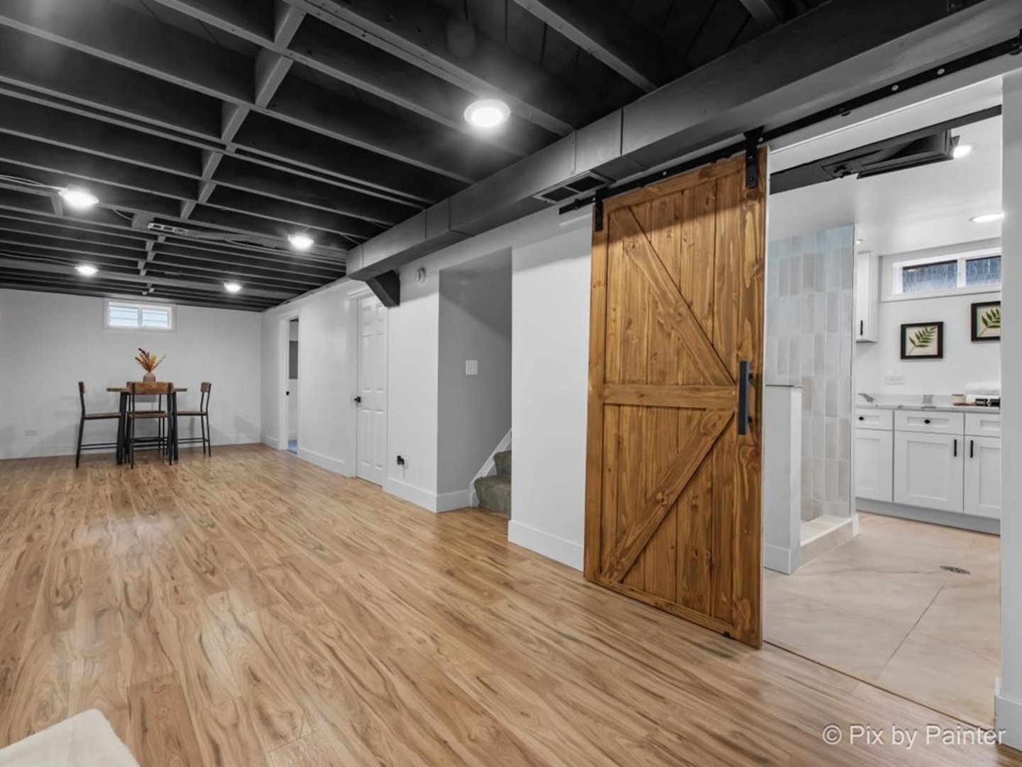 490 S Mchenry Avenue Property Photo 12