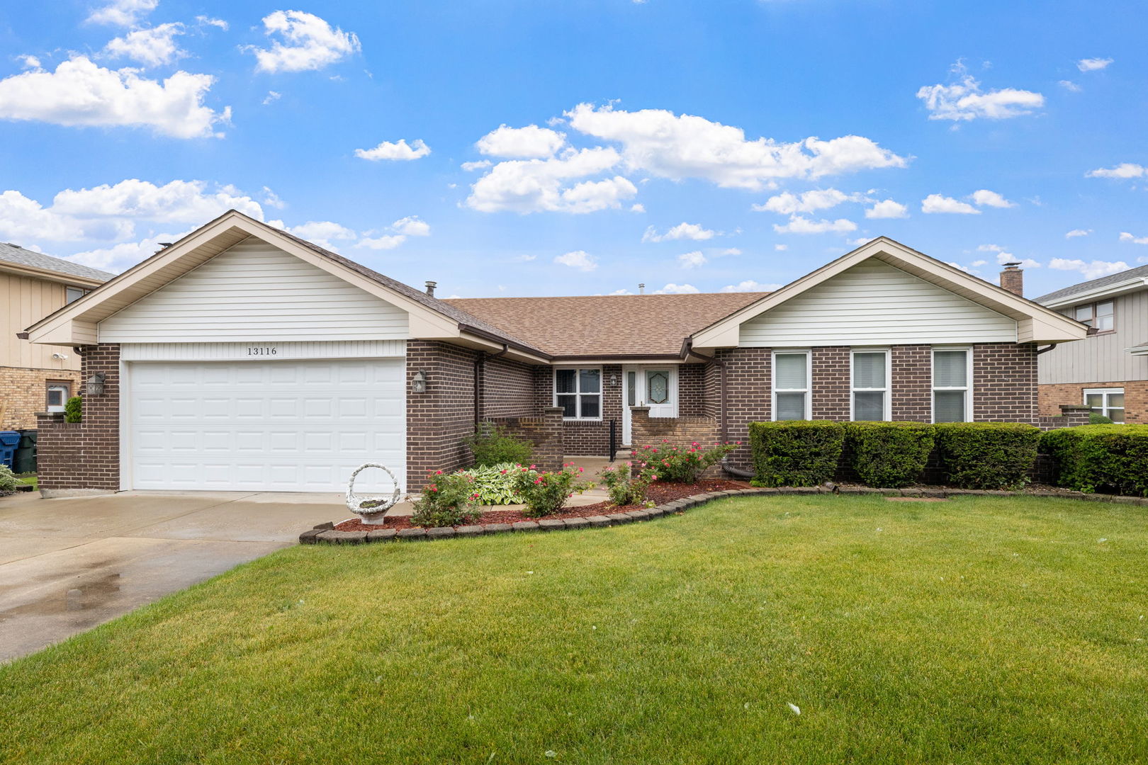 13116 Woodland Drive Property Photo 1