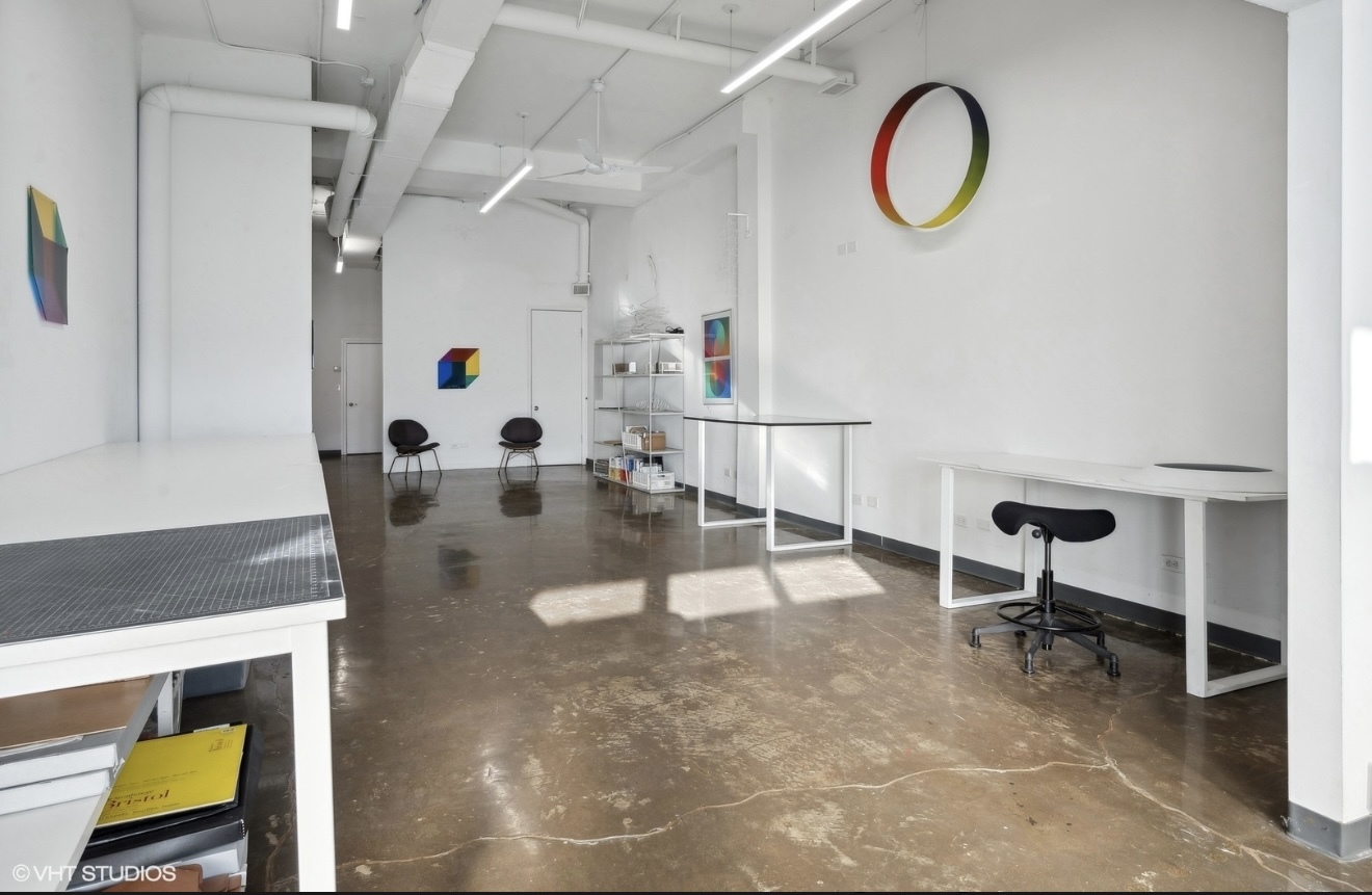 860 N California Avenue 1n Property Photo 3