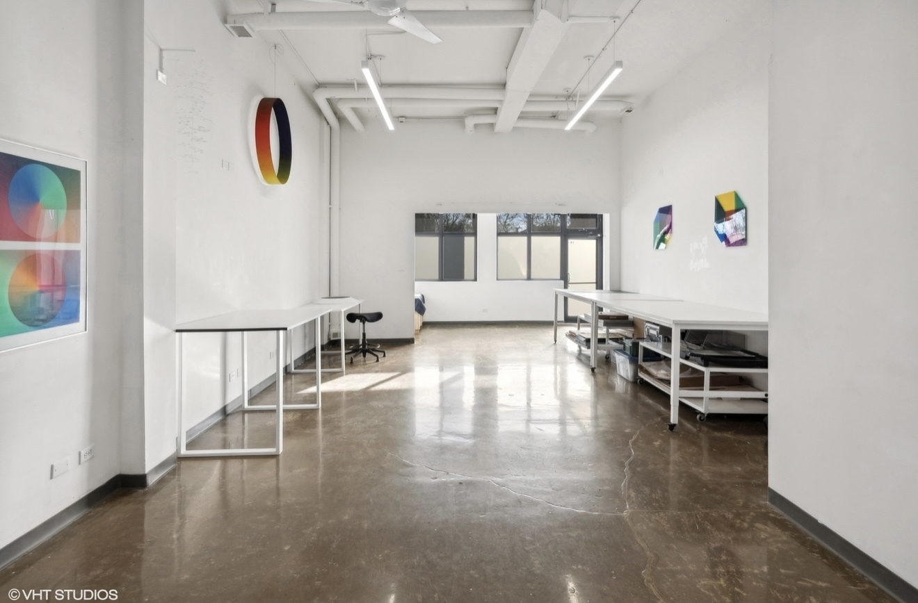 860 N California Avenue 1n Property Photo 7