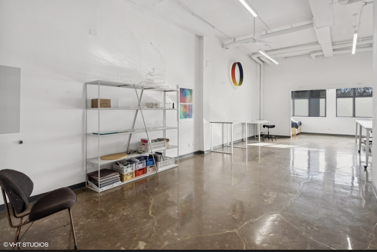 860 N California Avenue 1n Property Photo 8