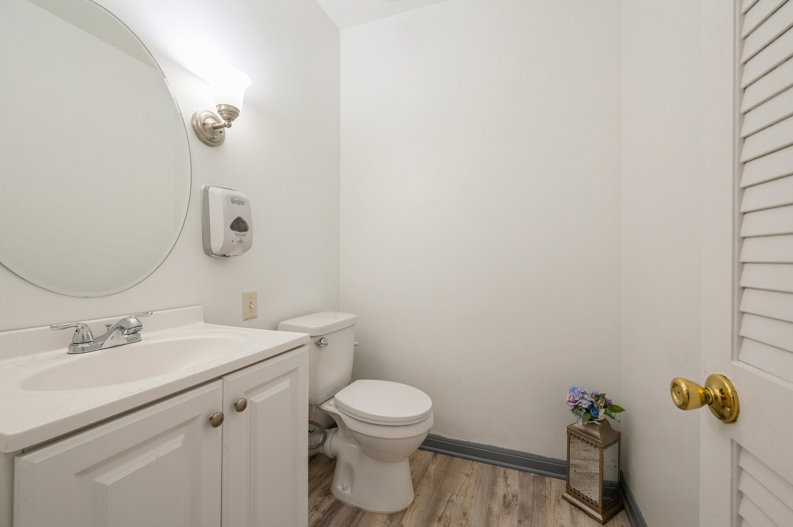 6615 Cermak Road Property Photo 7