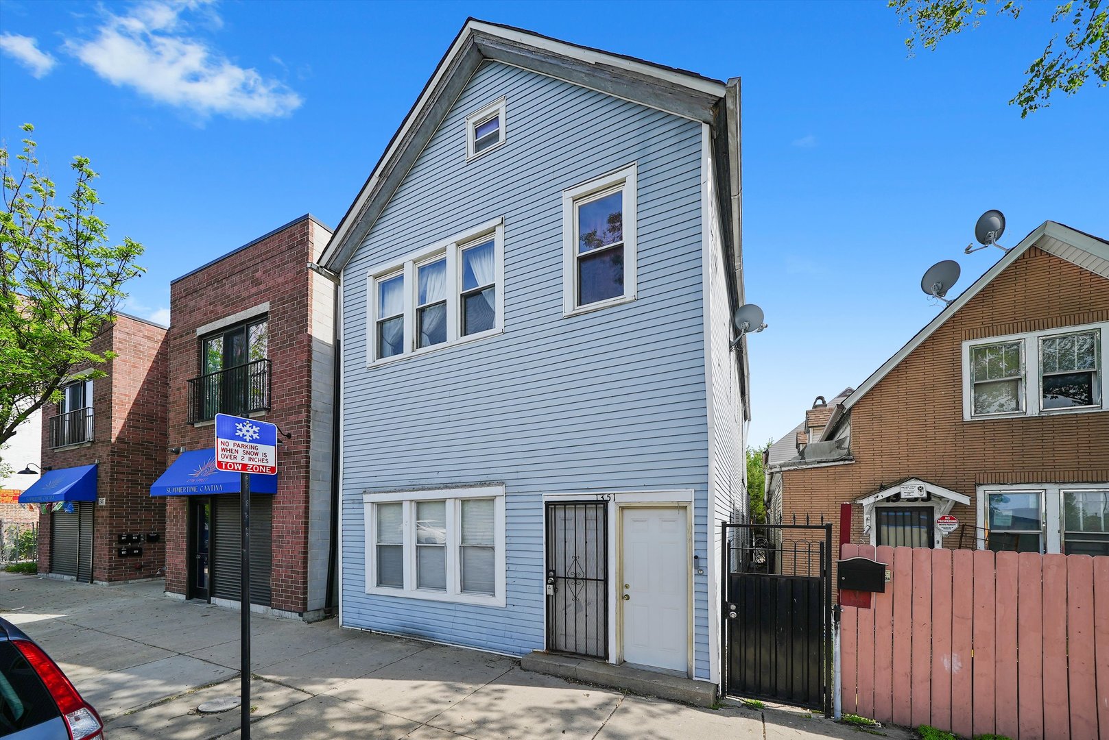 1351 W 47th Street Property Photo 1