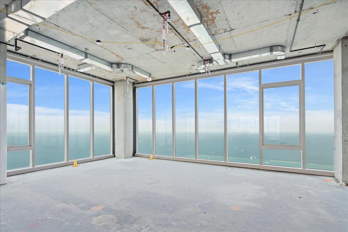 363 E Wacker Drive 9101 Property Photo 5