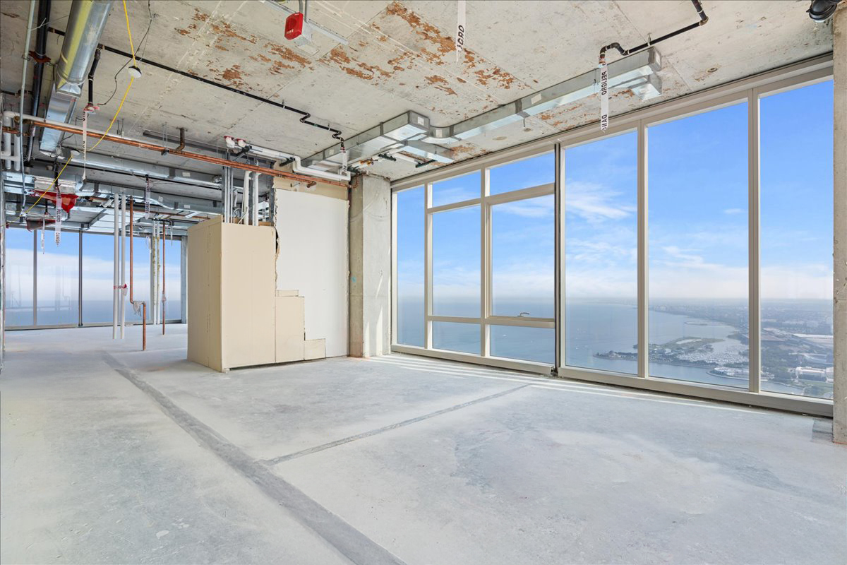 363 E Wacker Drive 9101 Property Photo 18