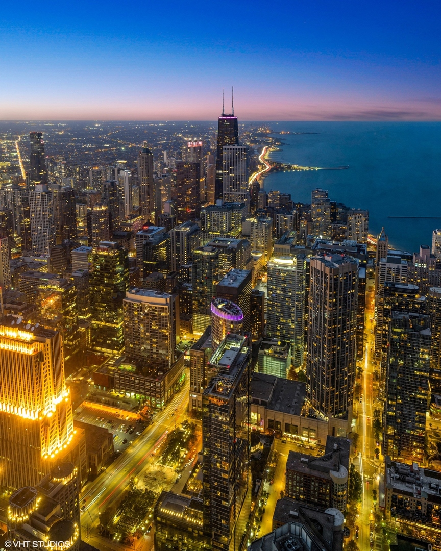 363 E Wacker Drive 9101 Property Photo 32