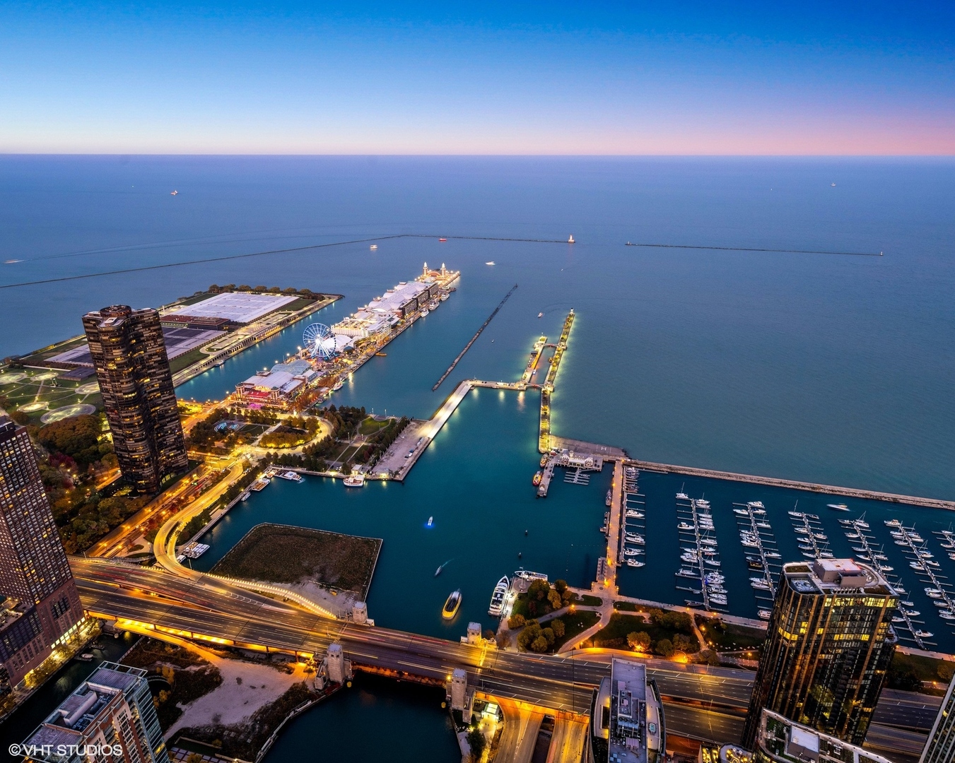 363 E Wacker Drive 9101 Property Photo 33