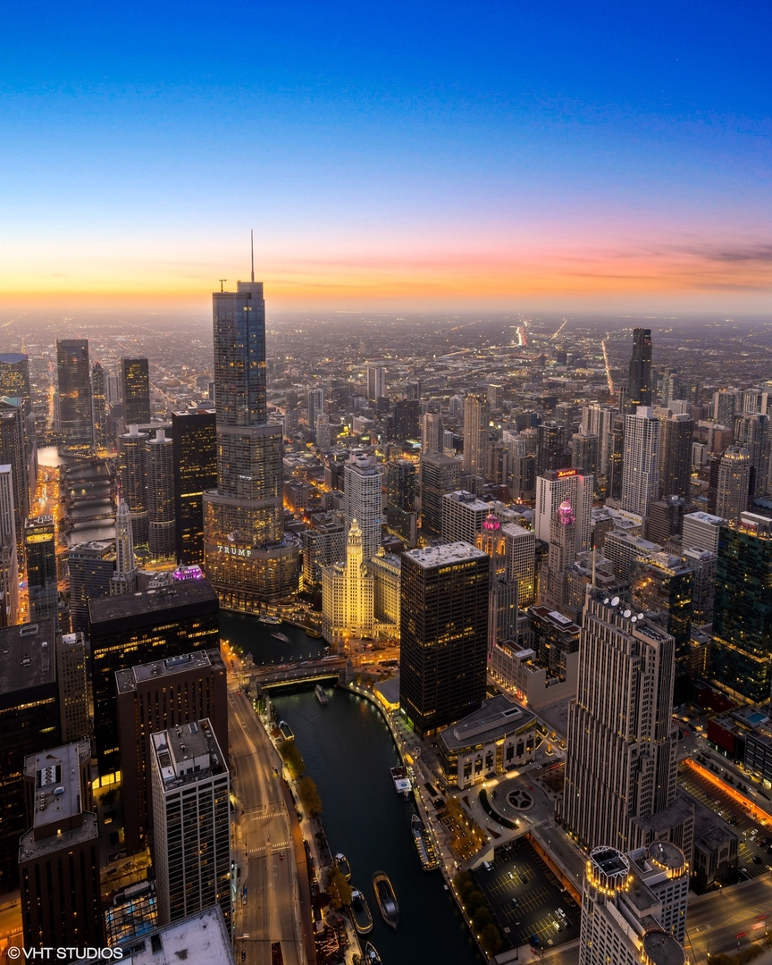 363 E Wacker Drive 9101 Property Photo 36