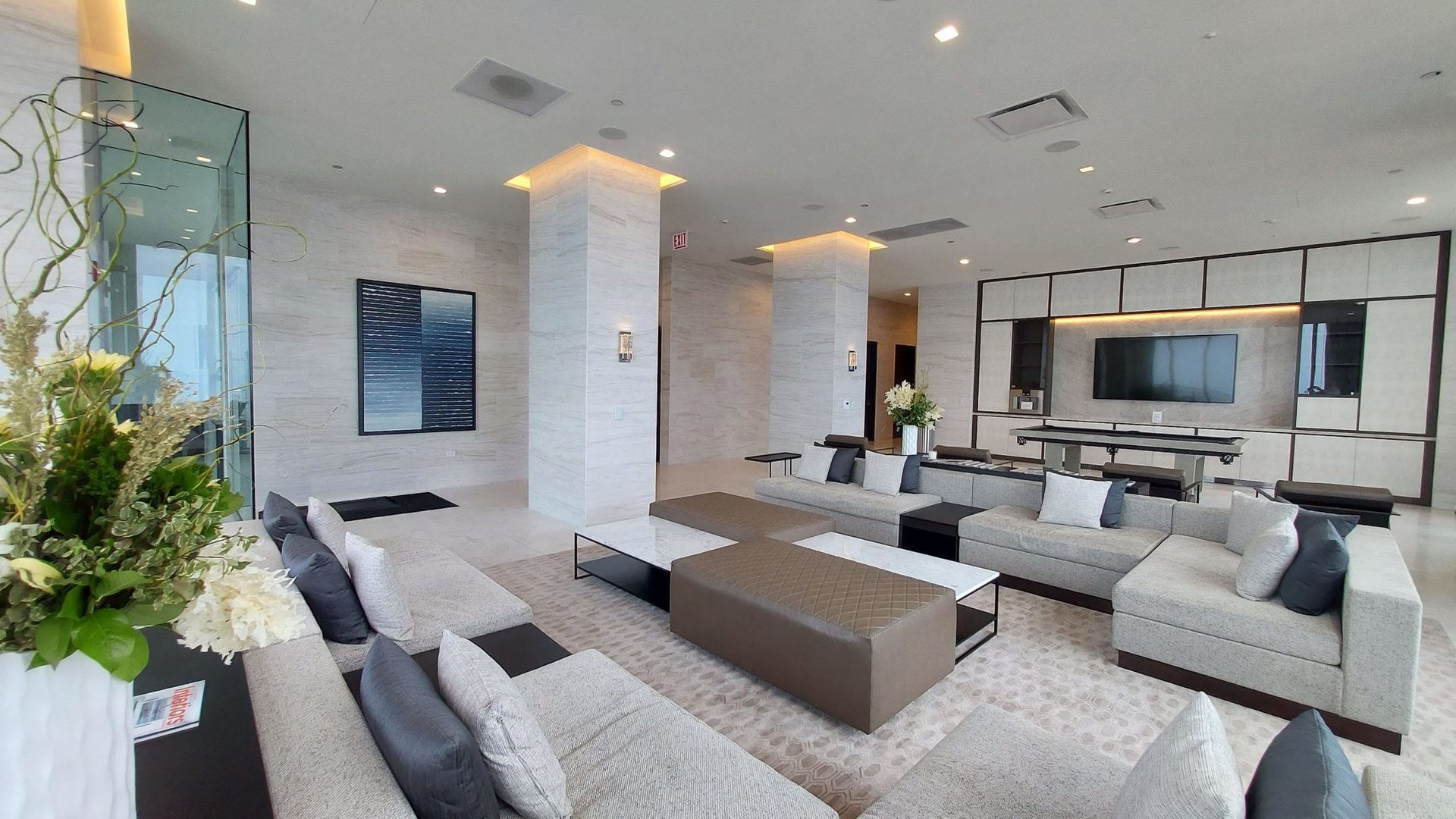 363 E Wacker Drive 9101 Property Photo 64