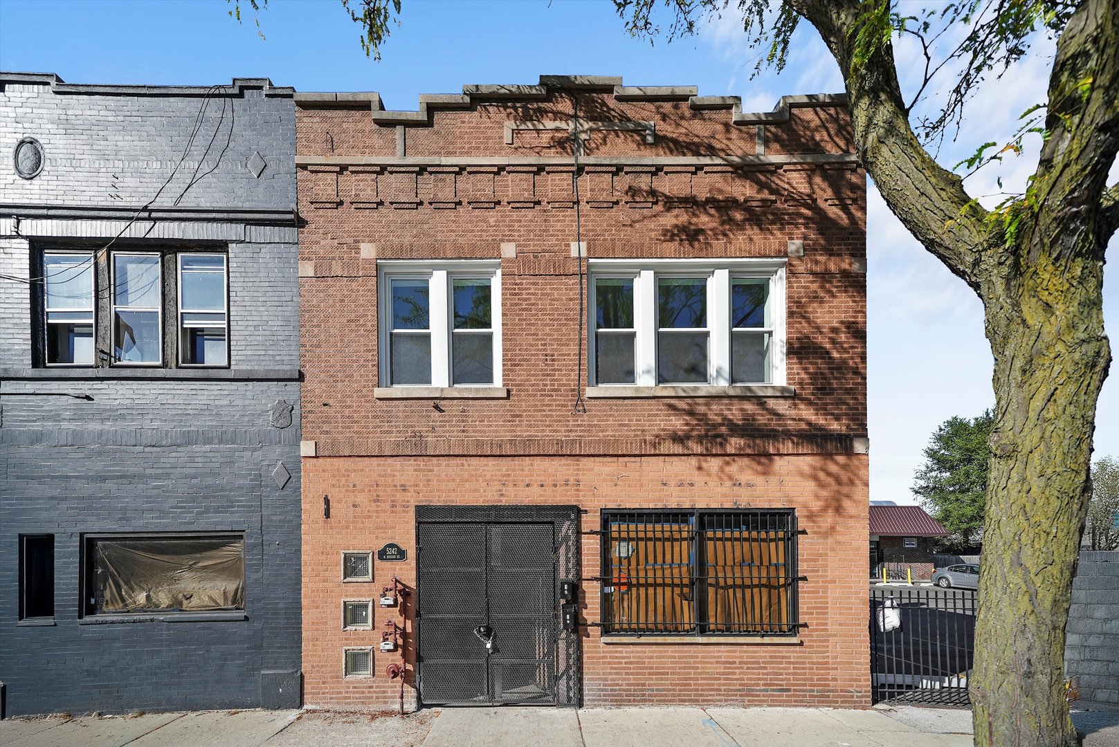 5242 W Division Street Property Photo 1