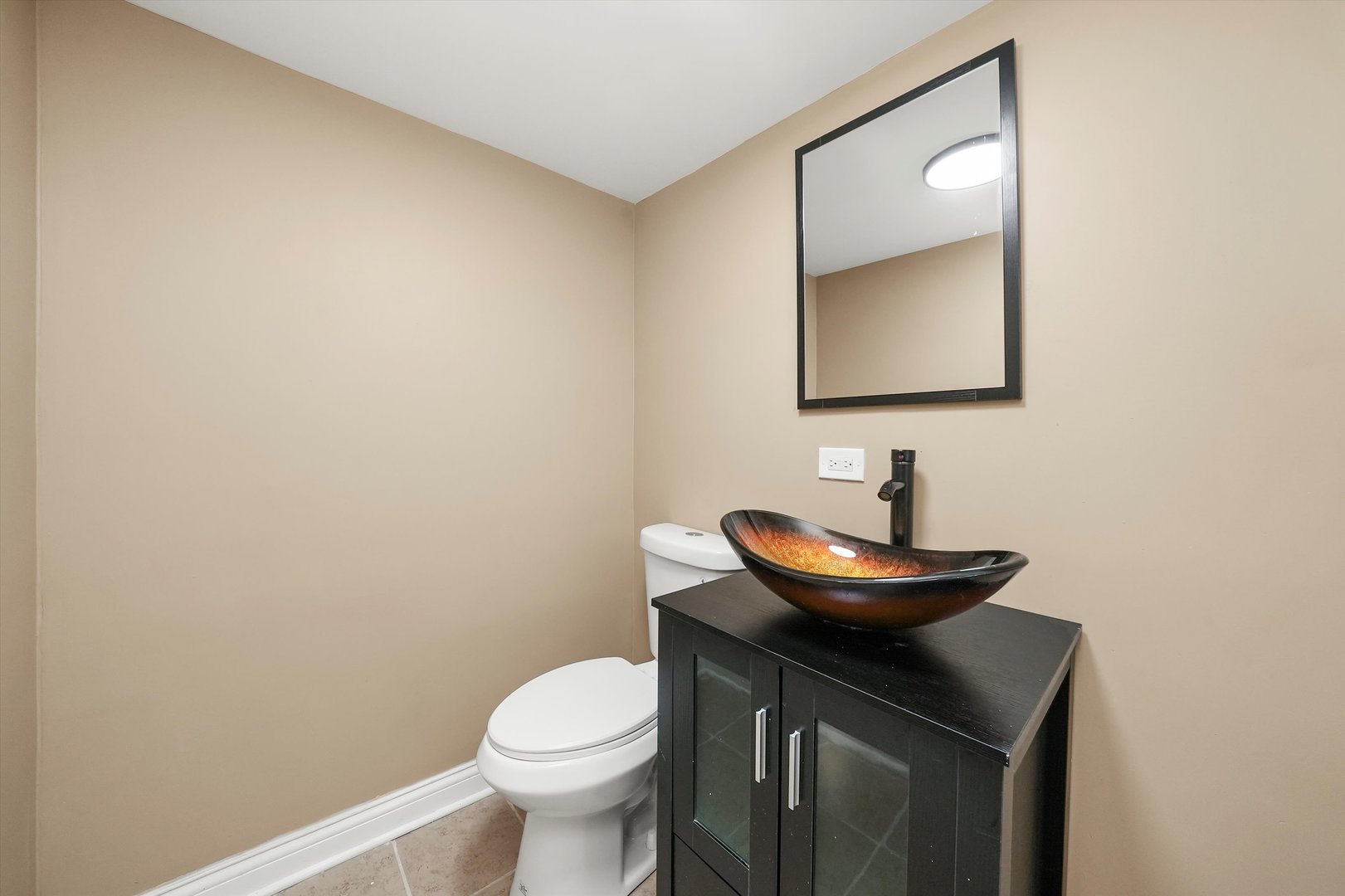 5242 W Division Street Property Photo 13