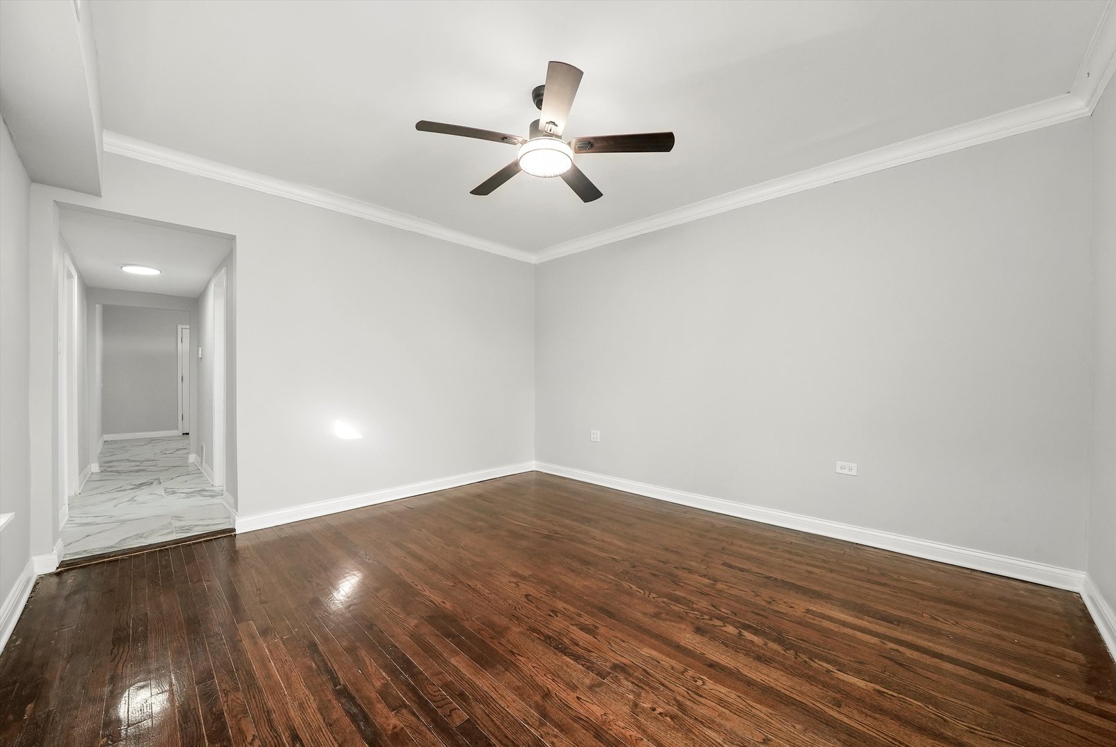 5242 W Division Street Property Photo 17