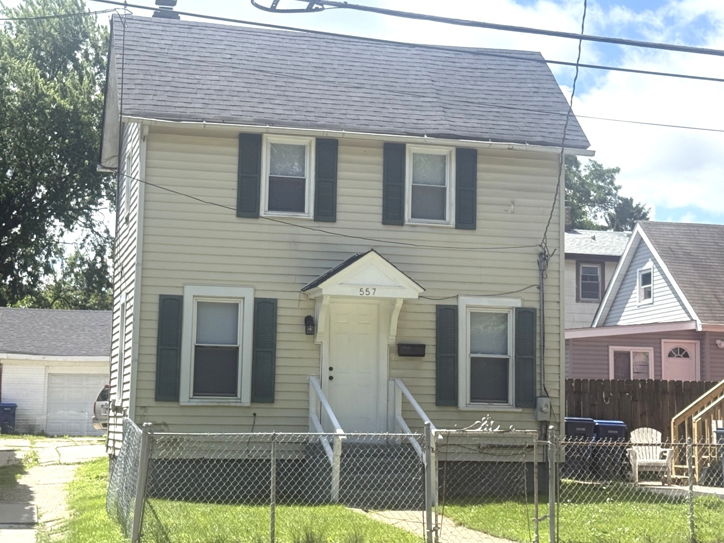 557 W Water Street Property Photo 1